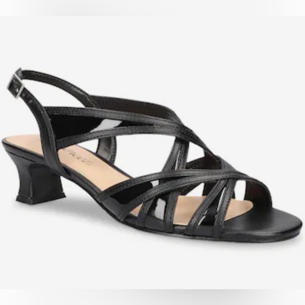 Easy Street Tristen sandals